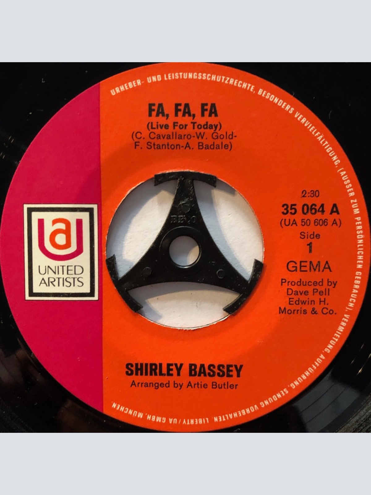 Vinyl / Shirley Bassey - Fa-Fa-Fa (Live For Today)