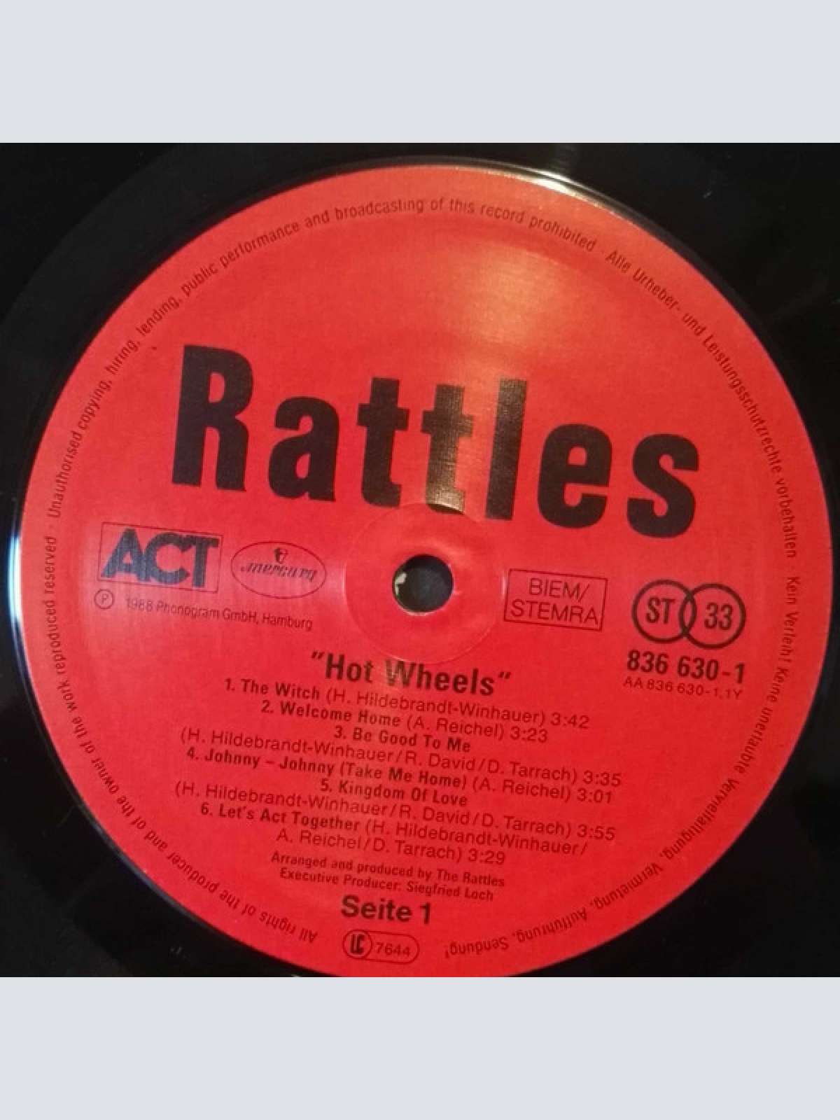 Vinyl / Rattles* - Hot Wheels