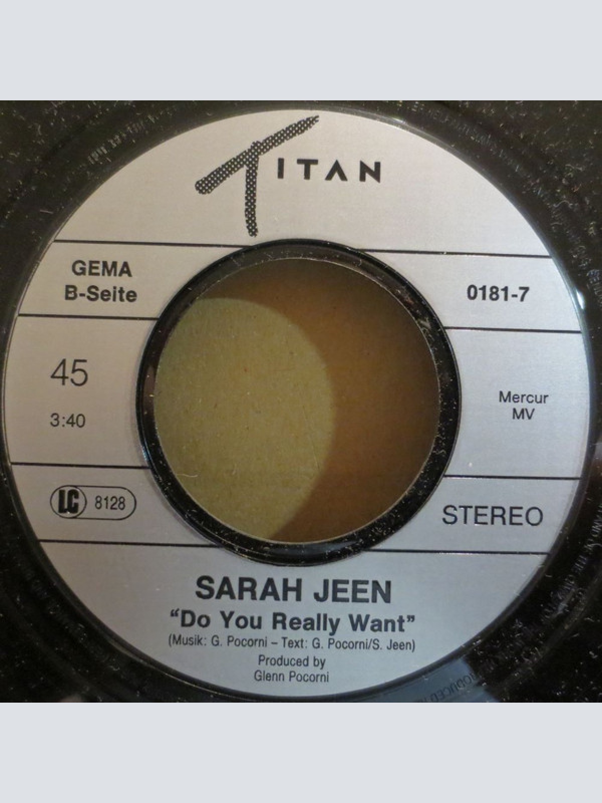 Vinyl / Sarah Jeen - Two Hearts