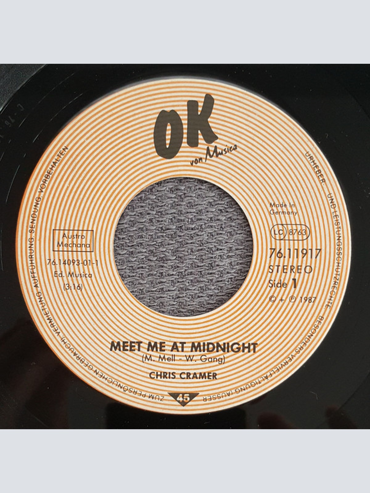 Vinyl / Chris Cramer - Meet Me At Midnight