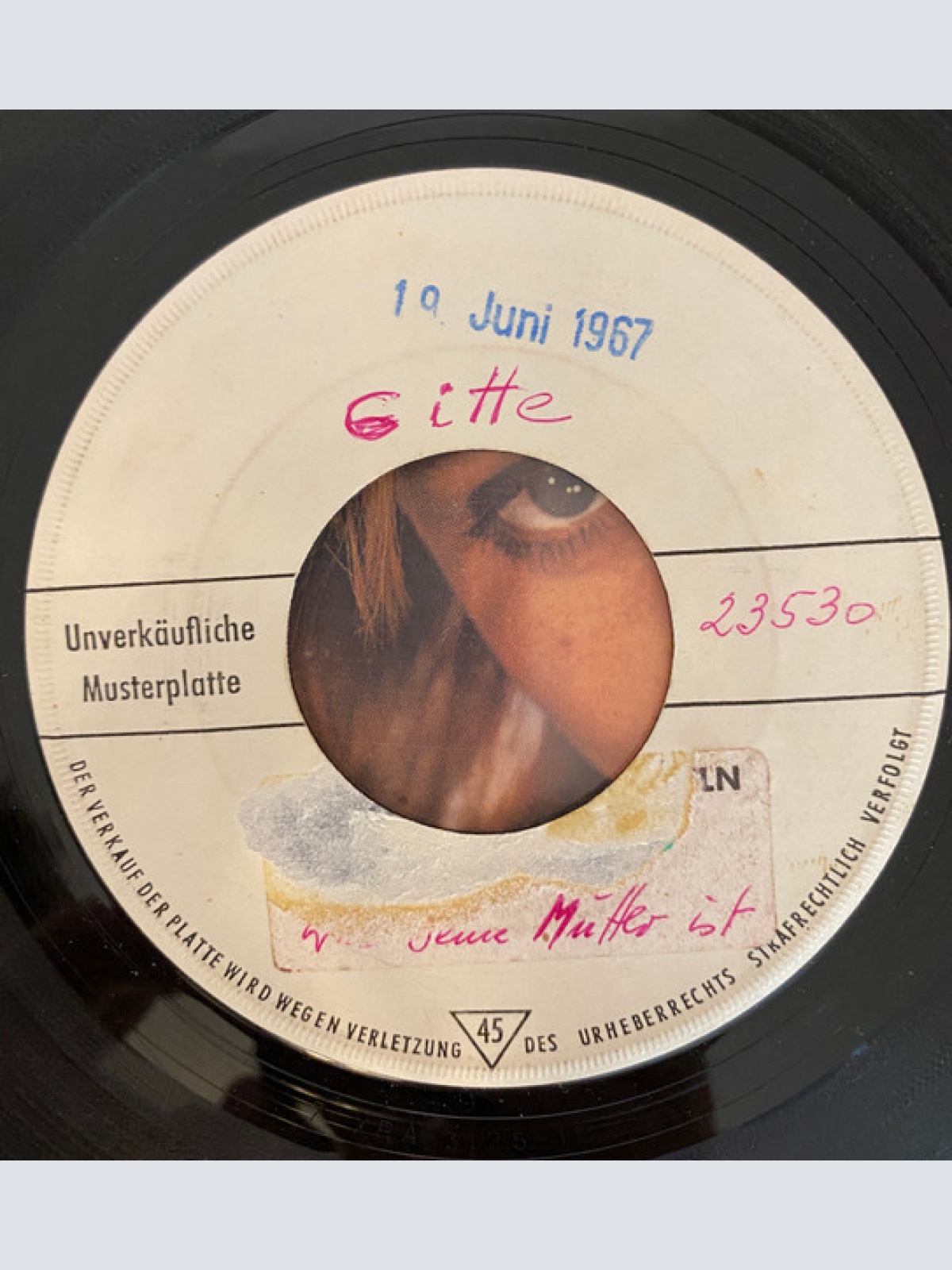 Vinyl / Gitte* - Wie Deine Mutter Ist / Jede Hat Einmal Im Leben Einen Jonny