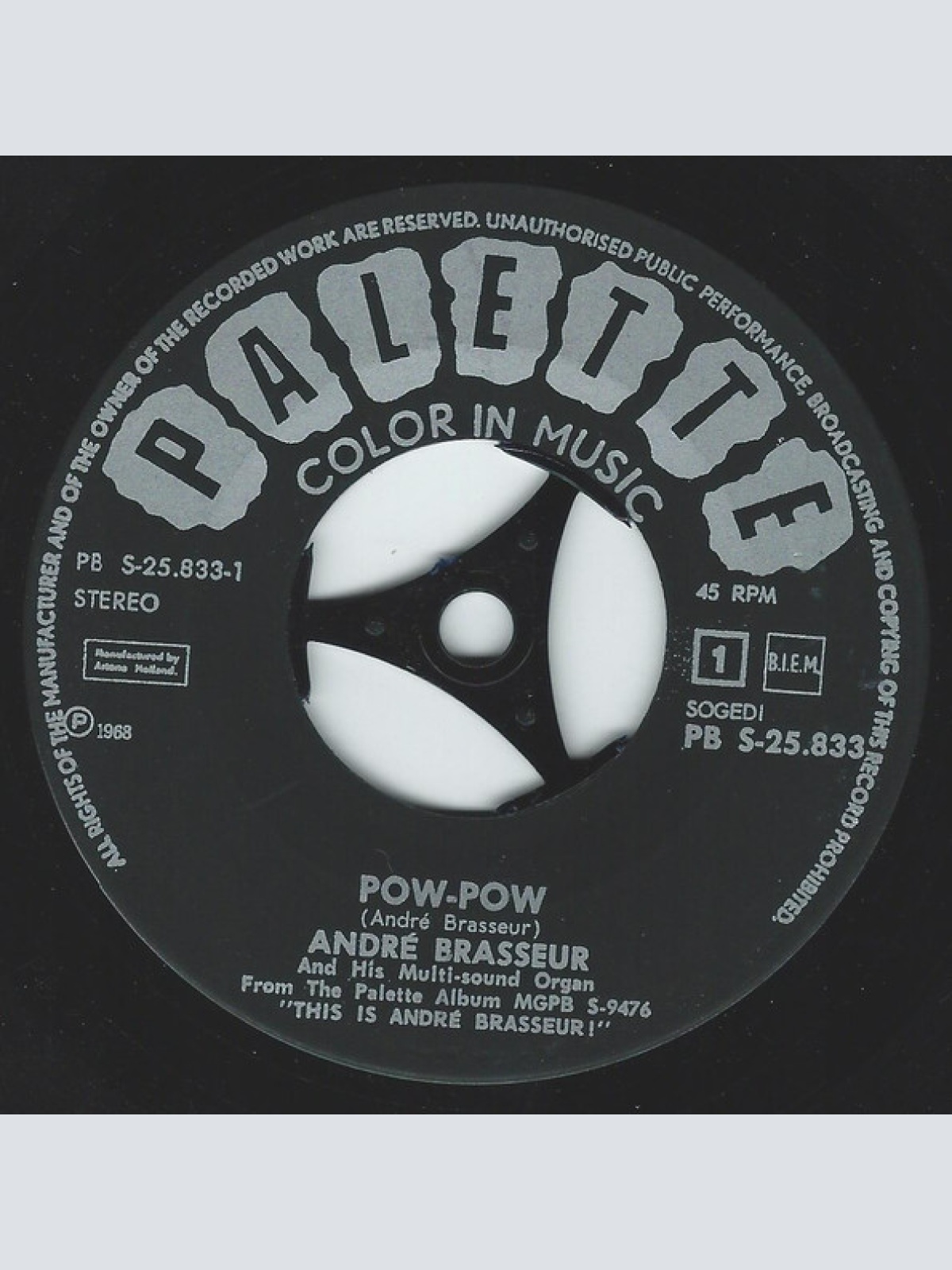 Vinyl / André Brasseur - Pow-Pow / Wild Race