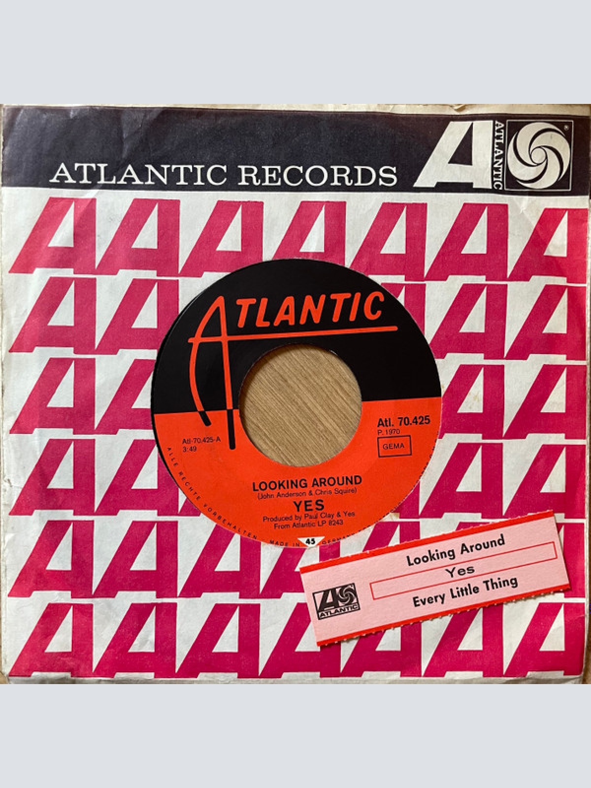 Vinyl / Yes - Looking Around