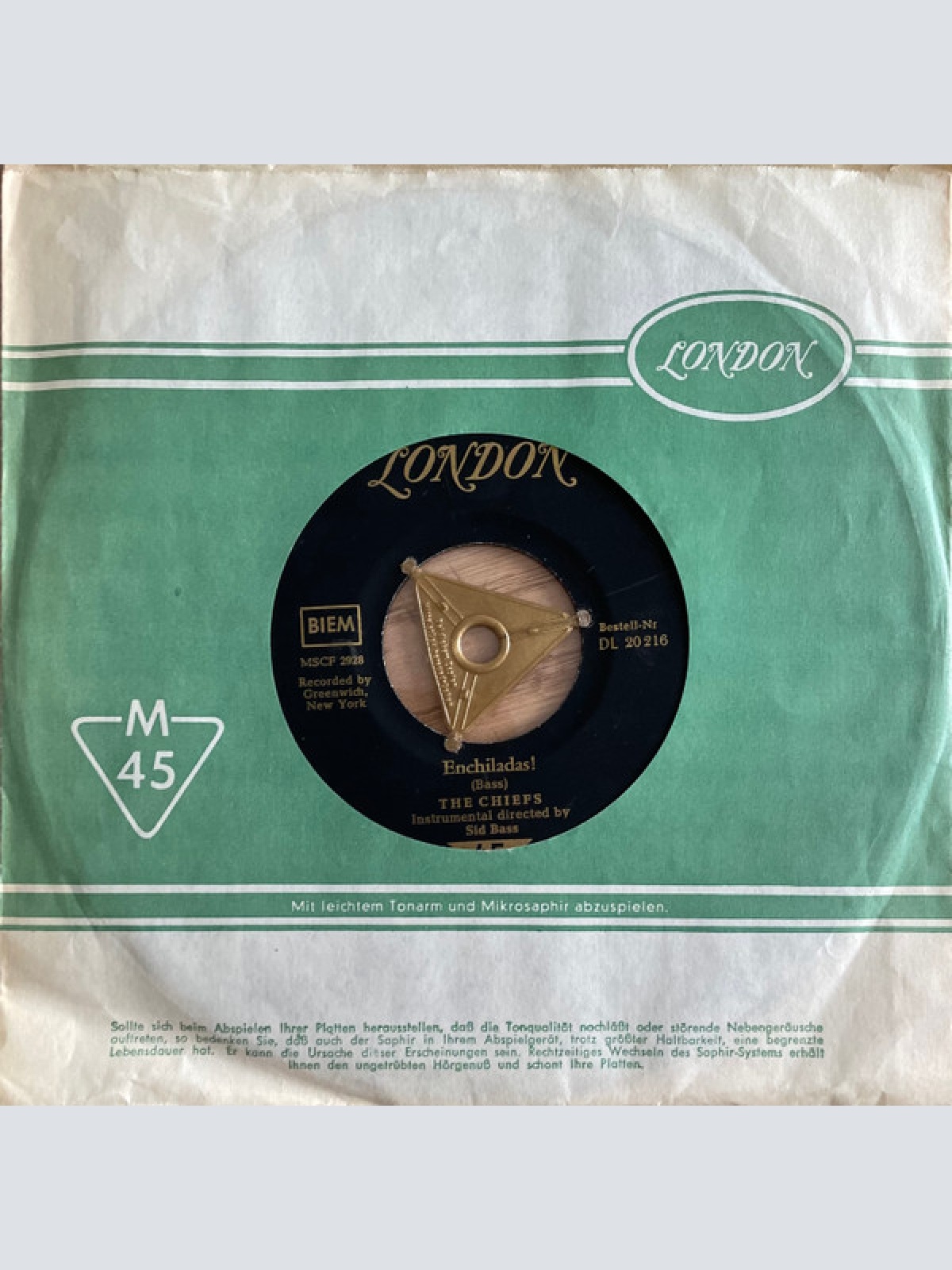 Vinyl / The Chiefs (3) - Moments To Remember