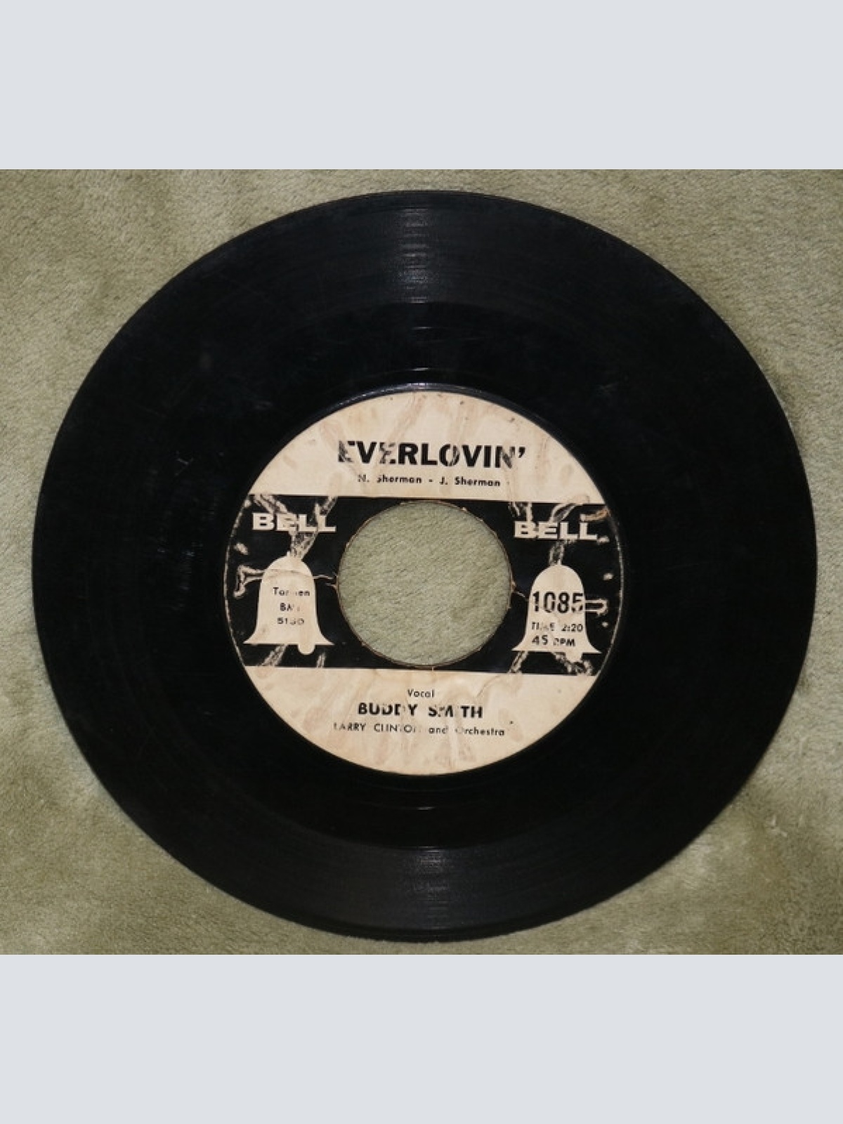 Vinyl / Ellie Russell With The Three Belles / Buddy Smith, Larry Clinton And Orchestra* - Tweedlee Dee / Everlovin'