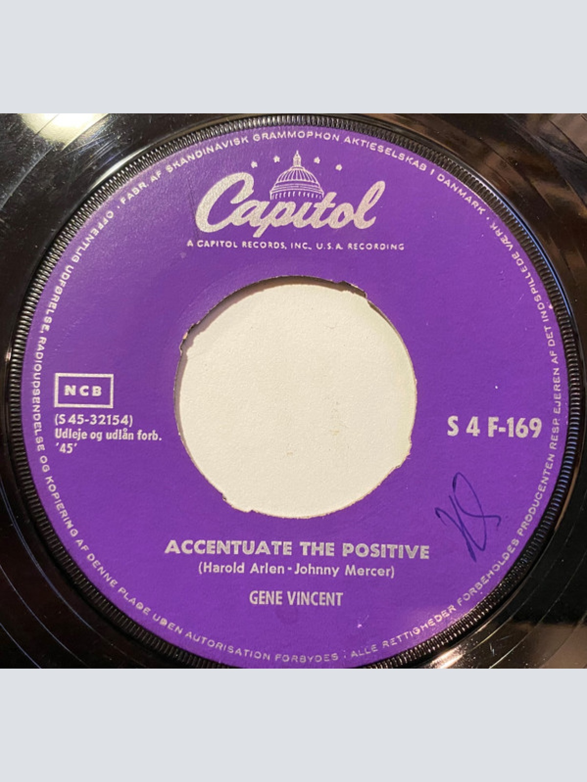 Vinyl / Gene Vincent - Everybody's Got A Date But Me / Accentuate The Positive