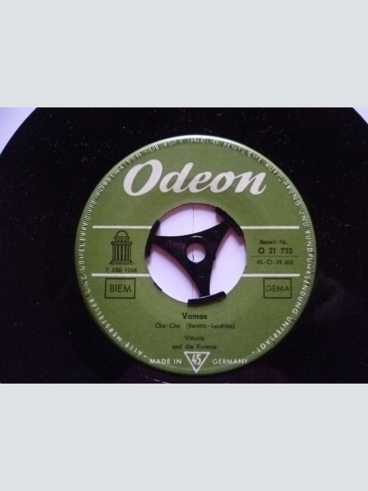 Vinyl / Vittorio* Und Die Rivieras - Coriandoli / Vamos