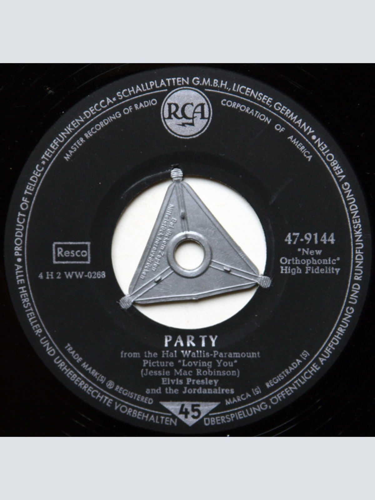 Vinyl / Elvis Presley And The Jordanaires - Party / Got A Lot O' Livin' To Do