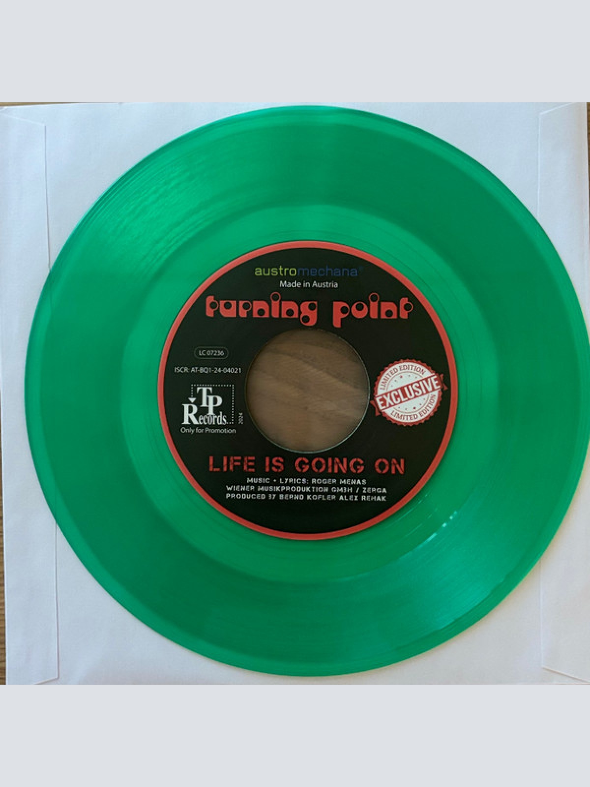 Vinyl / Turning Point (4) - Life Is Going On / Song Of La La La