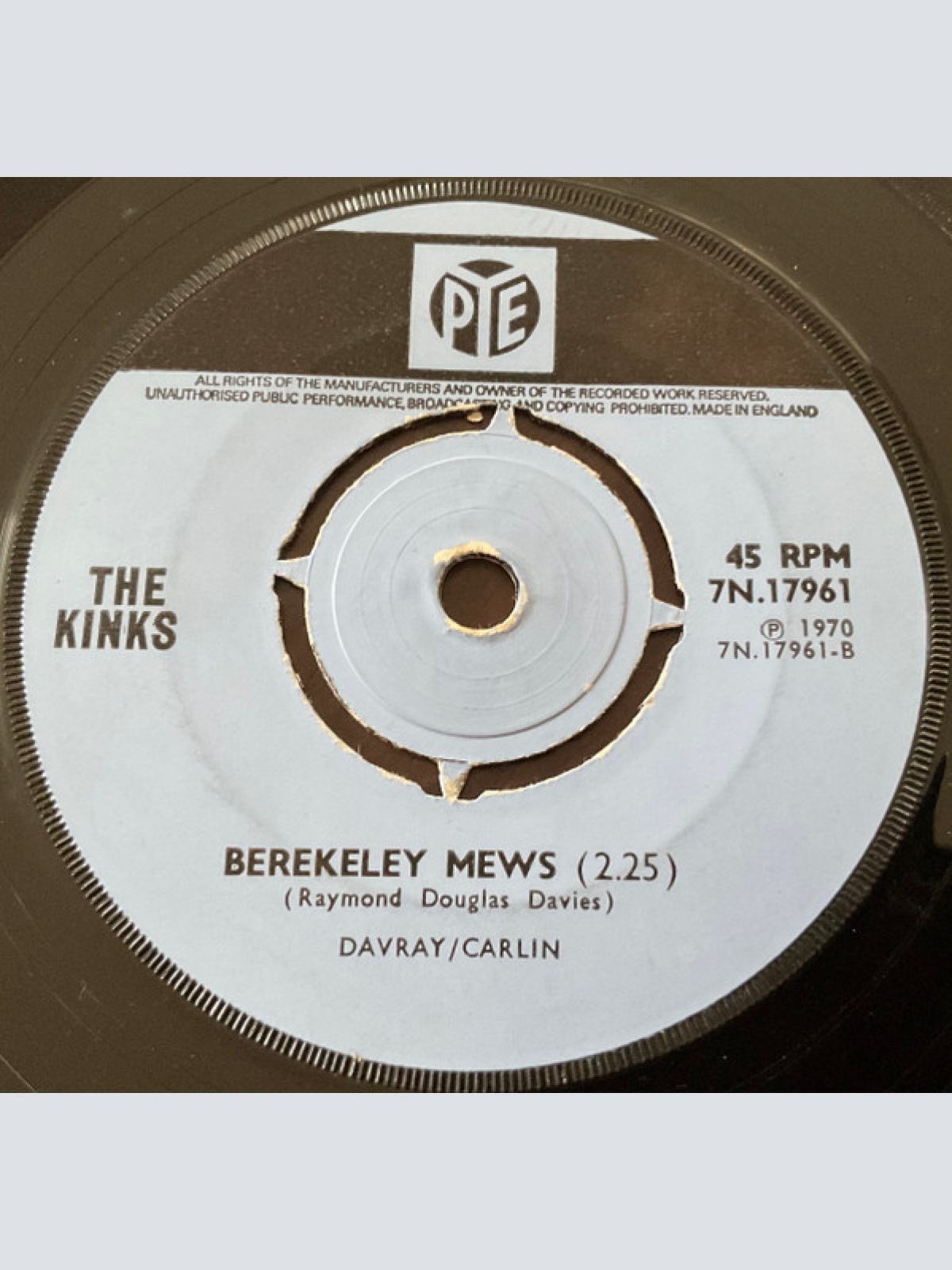 Vinyl / The Kinks - Lola / Berkeley Mews
