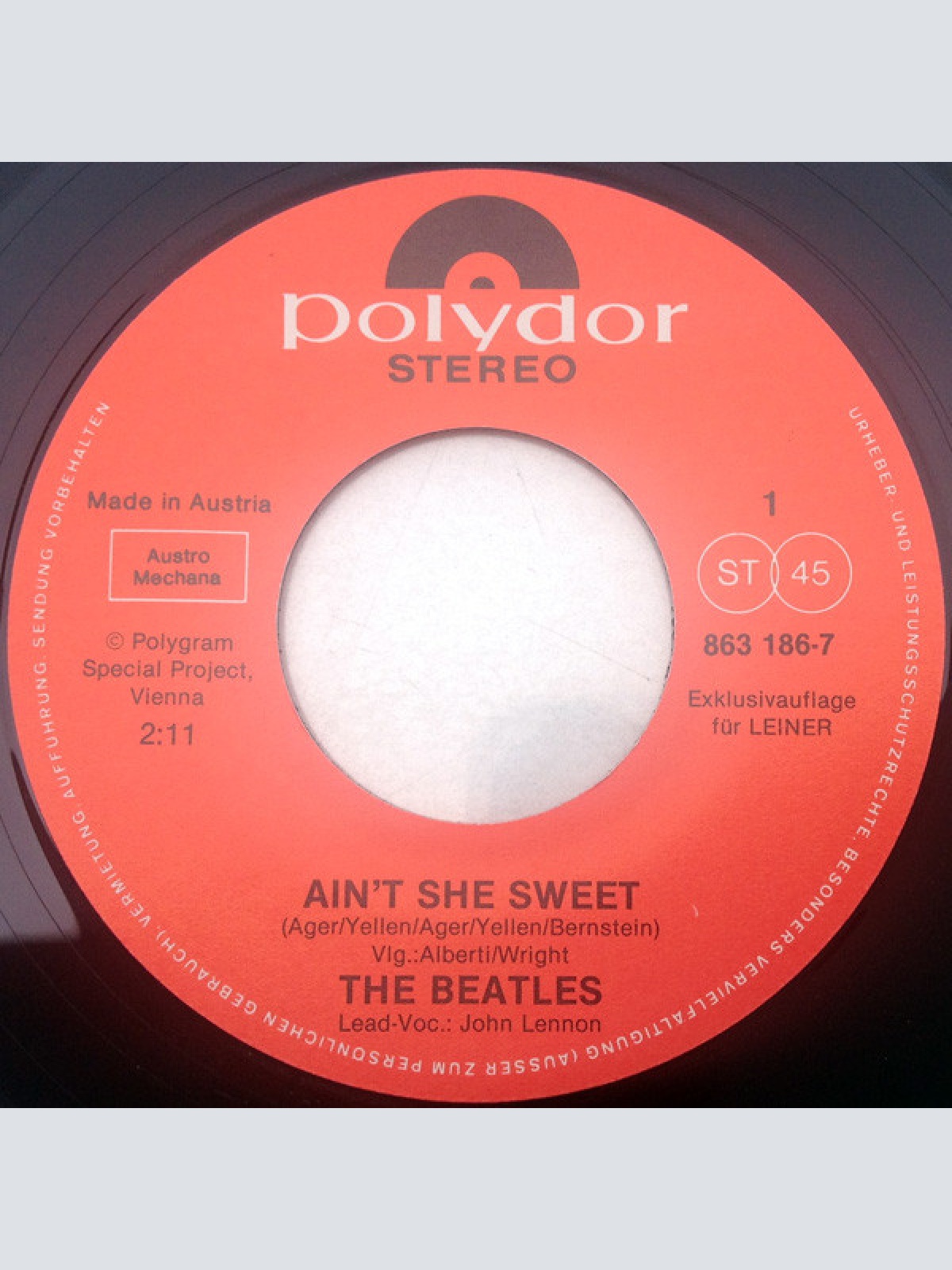 Vinyl / The Beatles / Sam The Sham & The Pharaohs - Ain't She Sweet / Wooly Bully