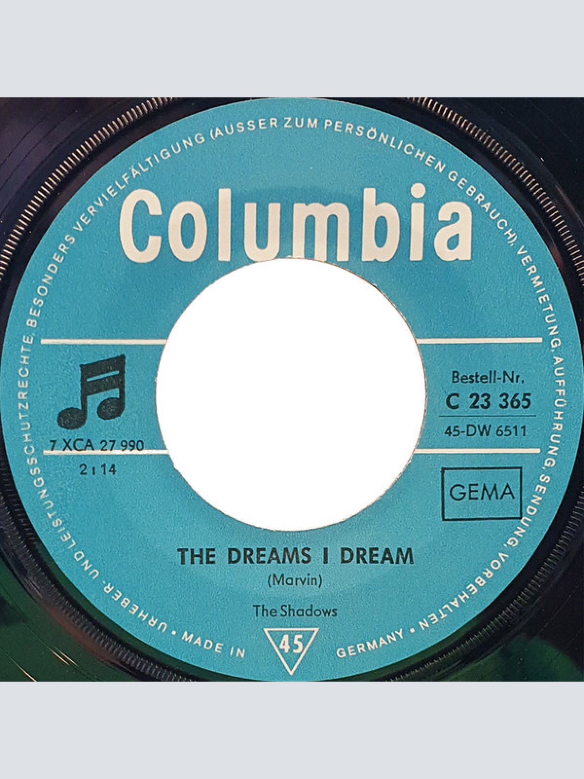 Vinyl / The Shadows - The Dreams I Dream / Scotch On The Socks