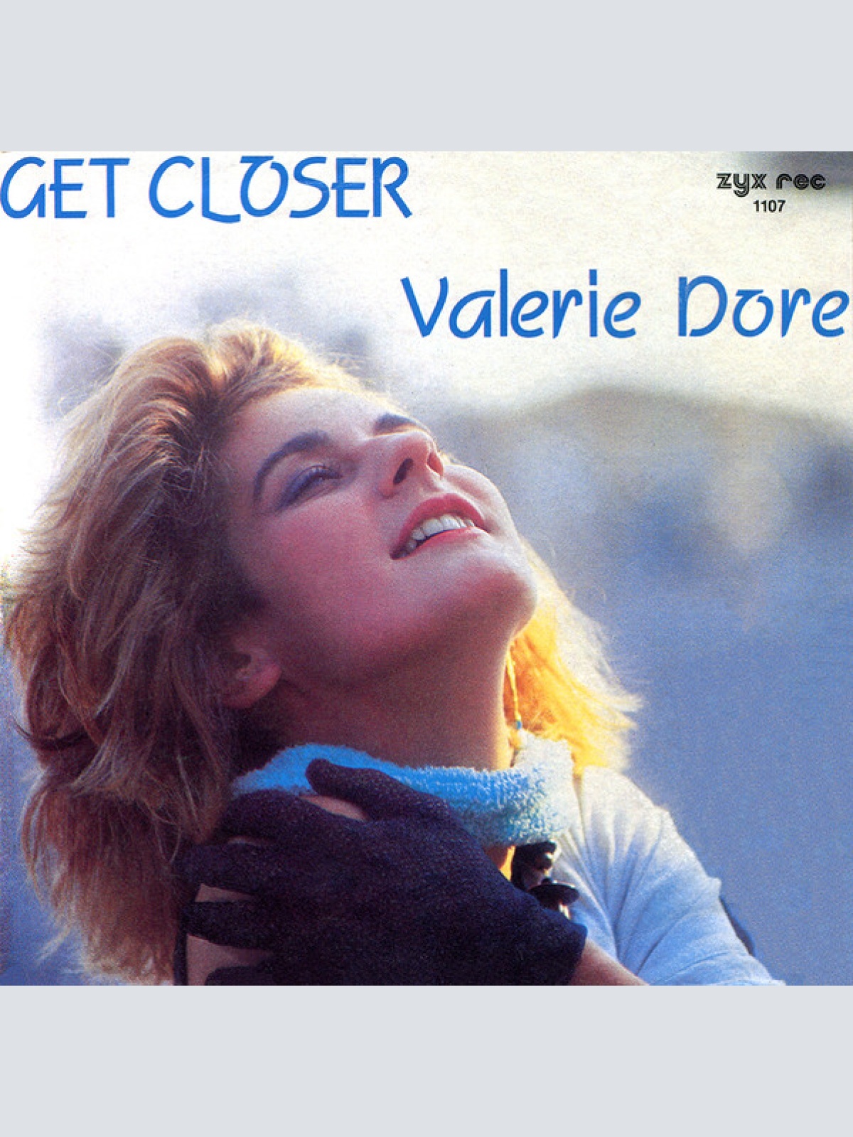 Vinyl / Valerie Dore - Get Closer