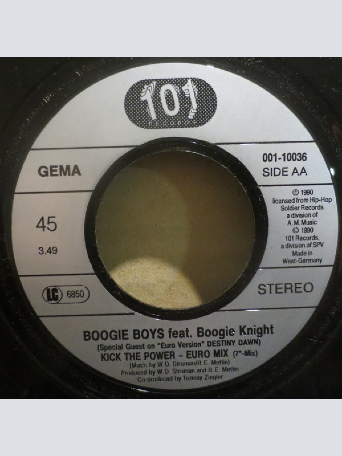 Vinyl / Boogie Boys Feat. Boogie Knight - Kick The Power