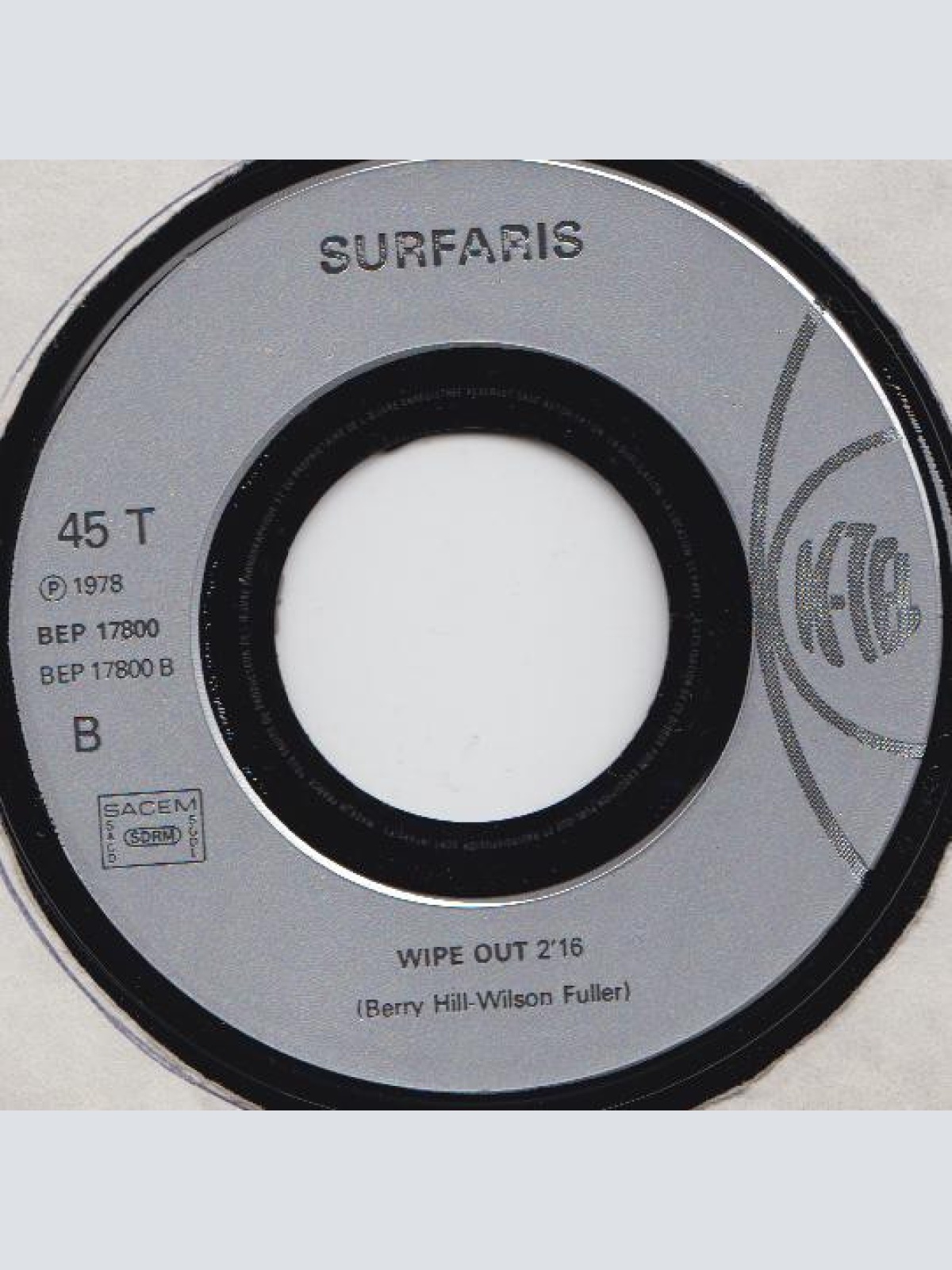 Vinyl / Lonnie Mack / Surfaris* - E.P. Pack Special