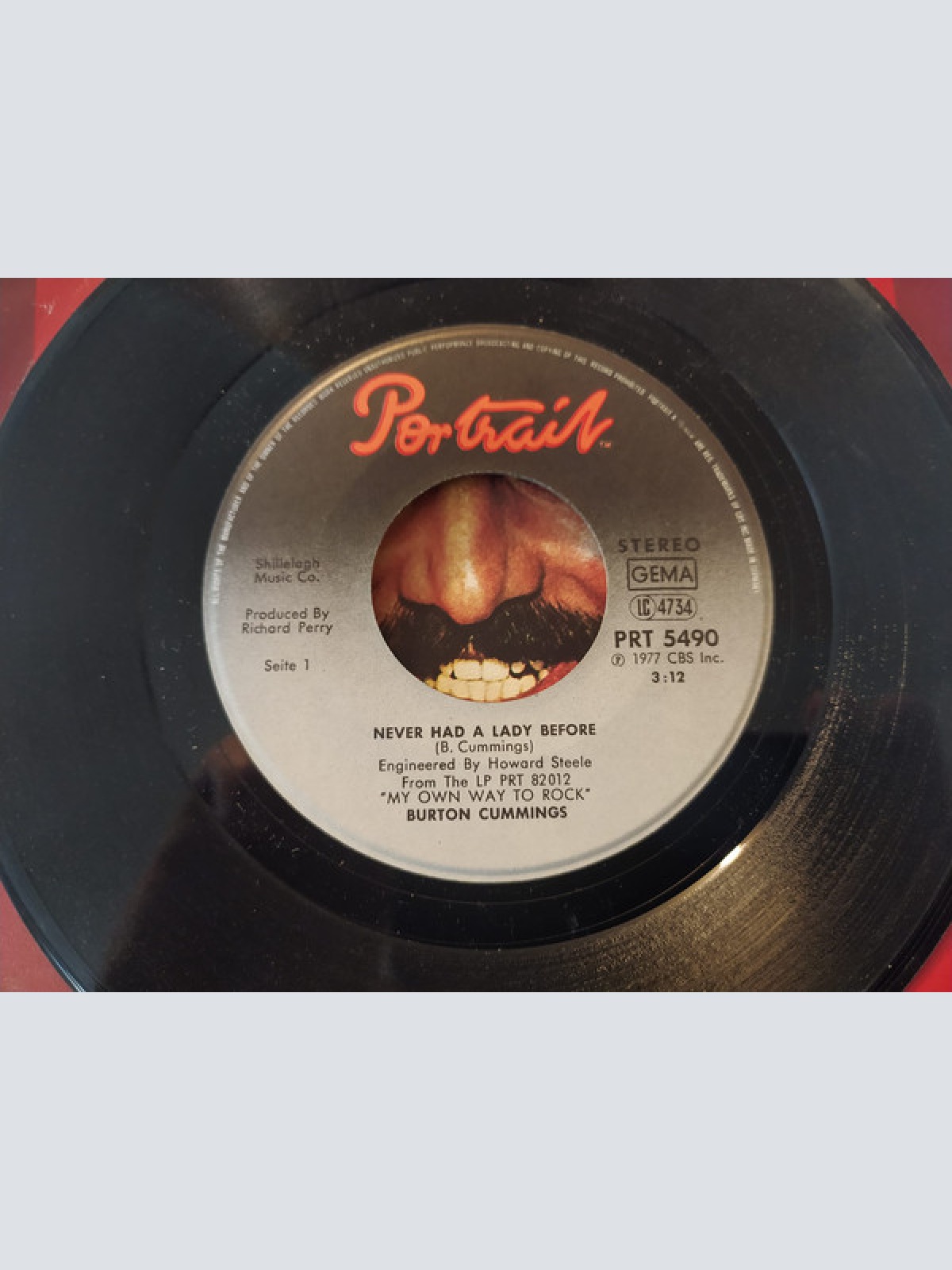 Vinyl / Burton Cummings - Never Had A Lady Before