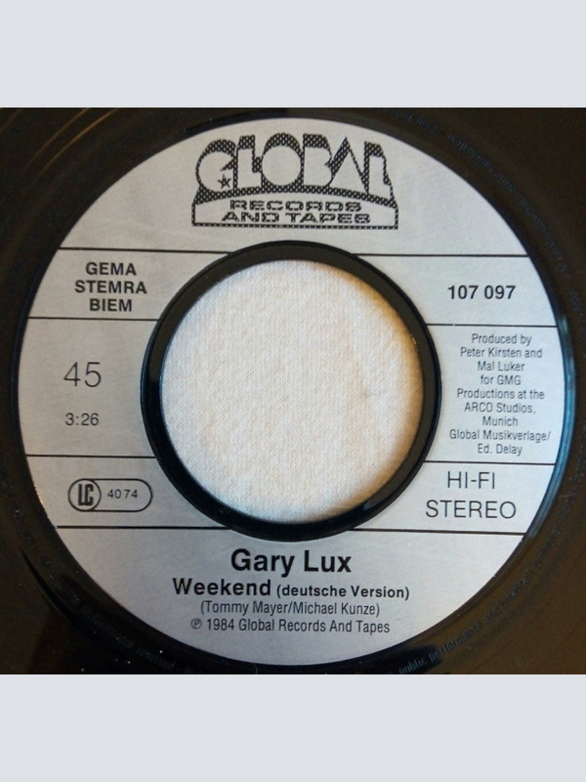 Vinyl / Gary Lux - Weekend