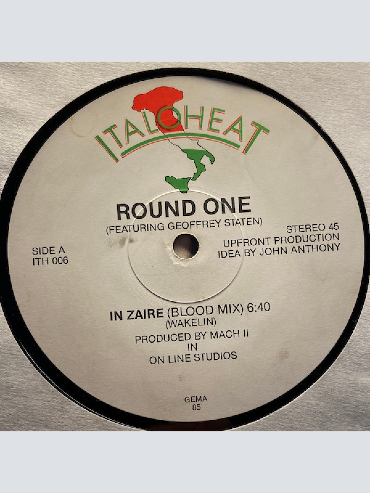 Vinyl / Round One (2) - In Zaire