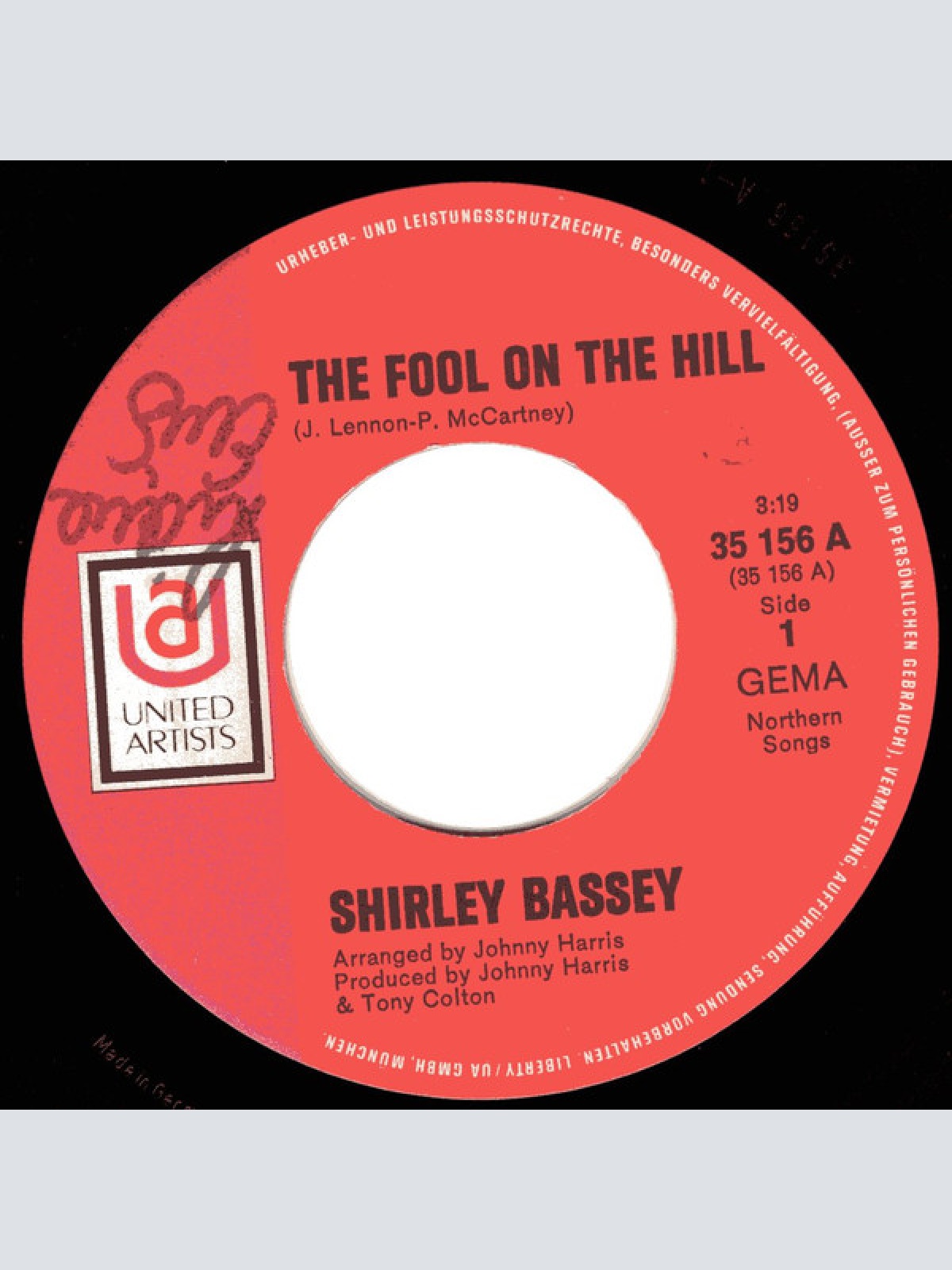 Vinyl / Shirley Bassey - The Fool On The Hill