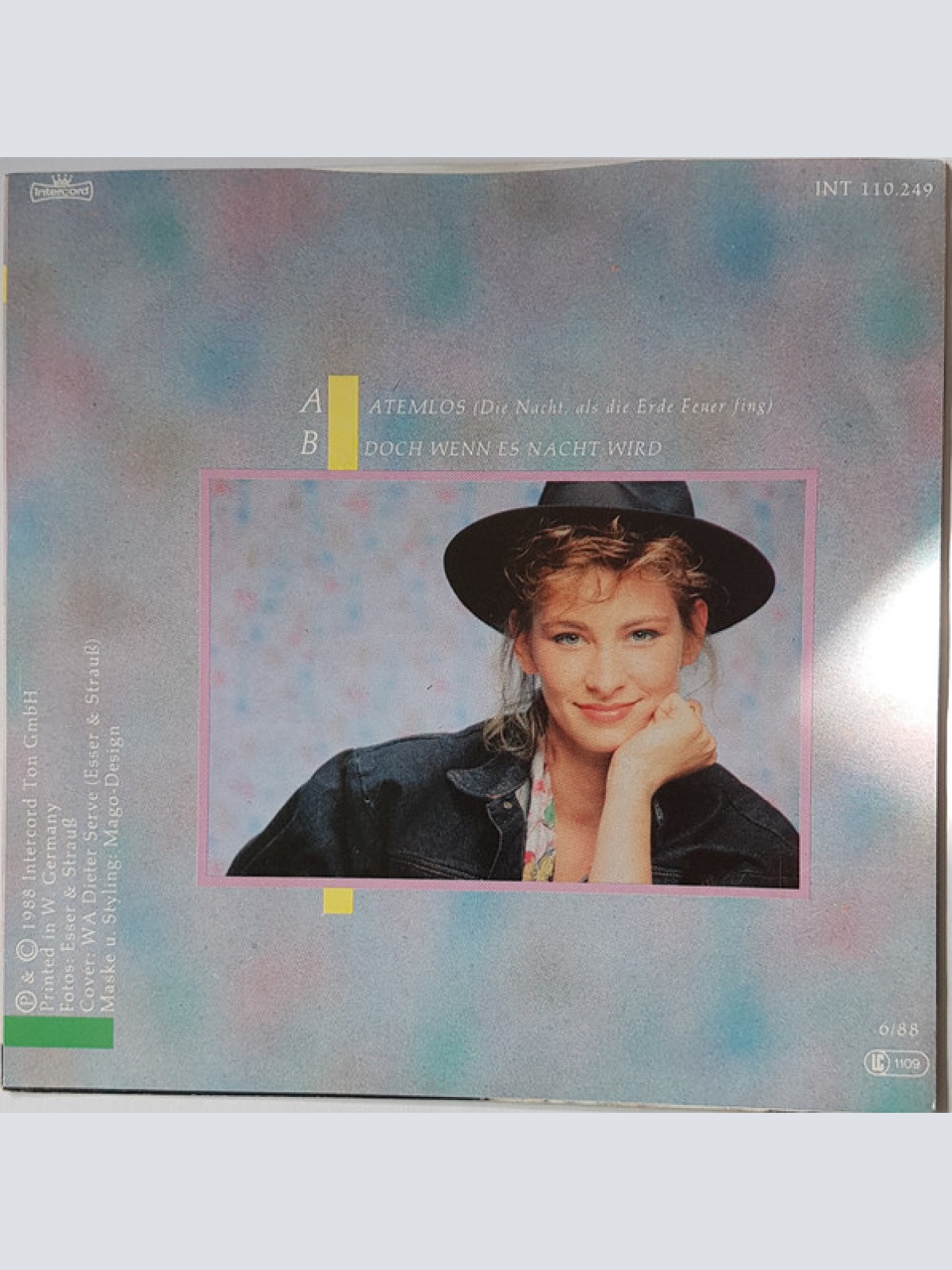 Vinyl / Claudia Jung - Atemlos (Die Nacht, Als Die Erde Feuer Fing)