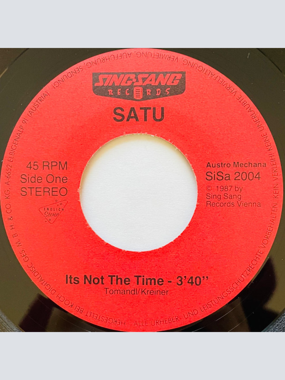 Vinyl / Satu (2) - It's Not The Time / Love Affair