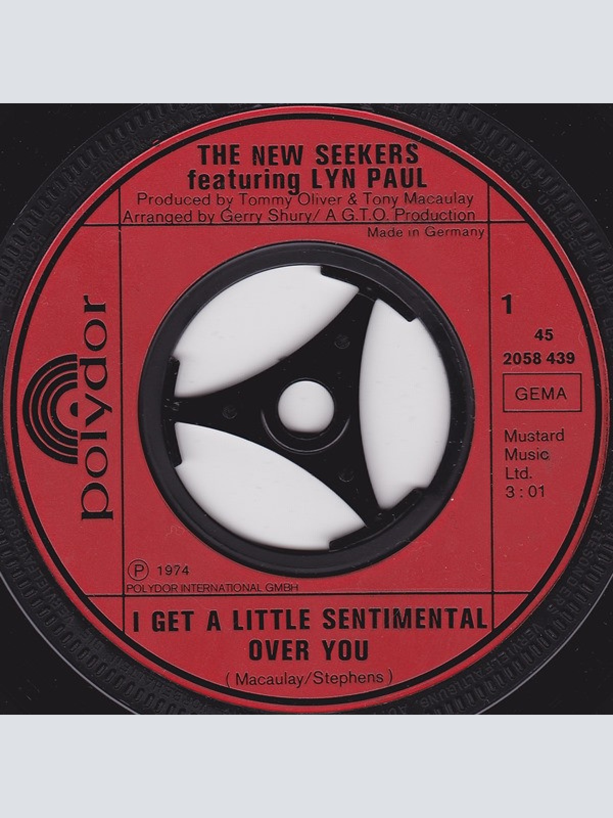 Vinyl / The New Seekers - I Get A Little Sentimental Over You