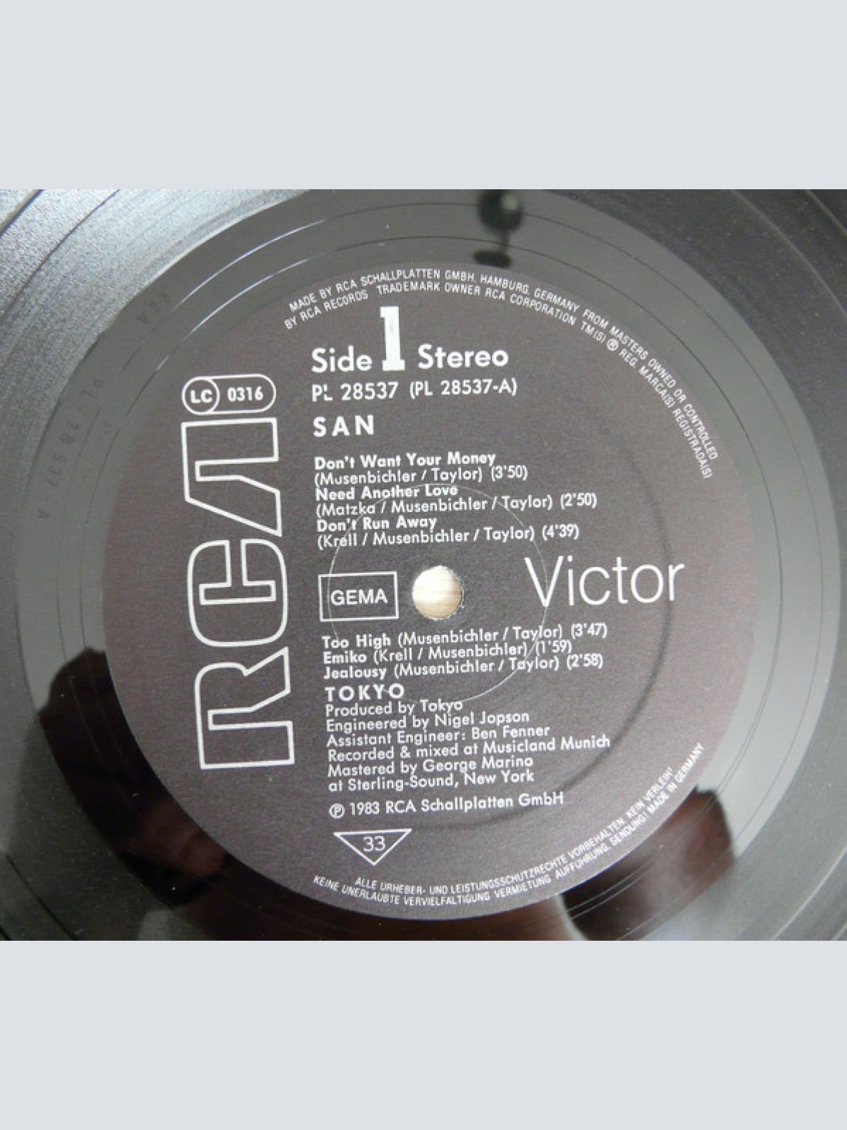 Vinyl / Tokyo (4) - San