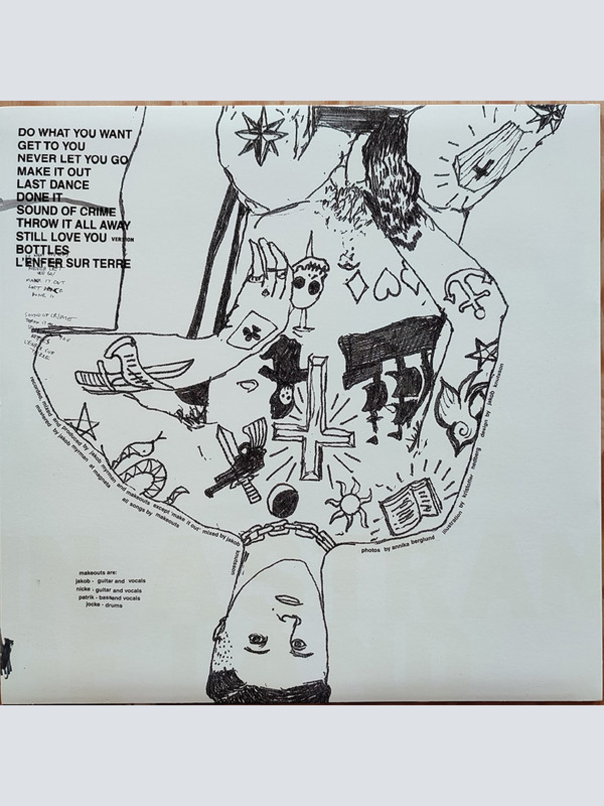 Vinyl / Makeouts* - In A Strange Land!