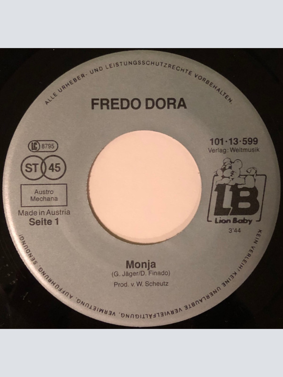 Vinyl / Fredo Dora - Monja