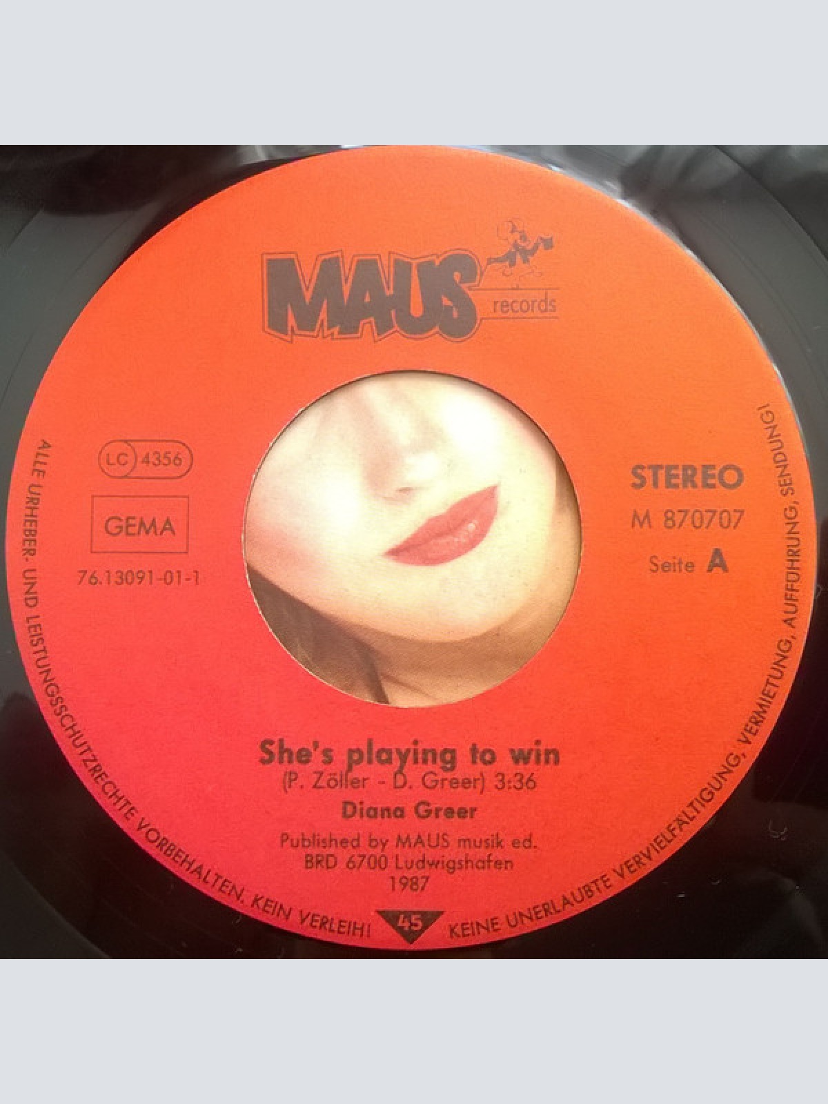 Vinyl / Diana Greer - She's Playing To Win