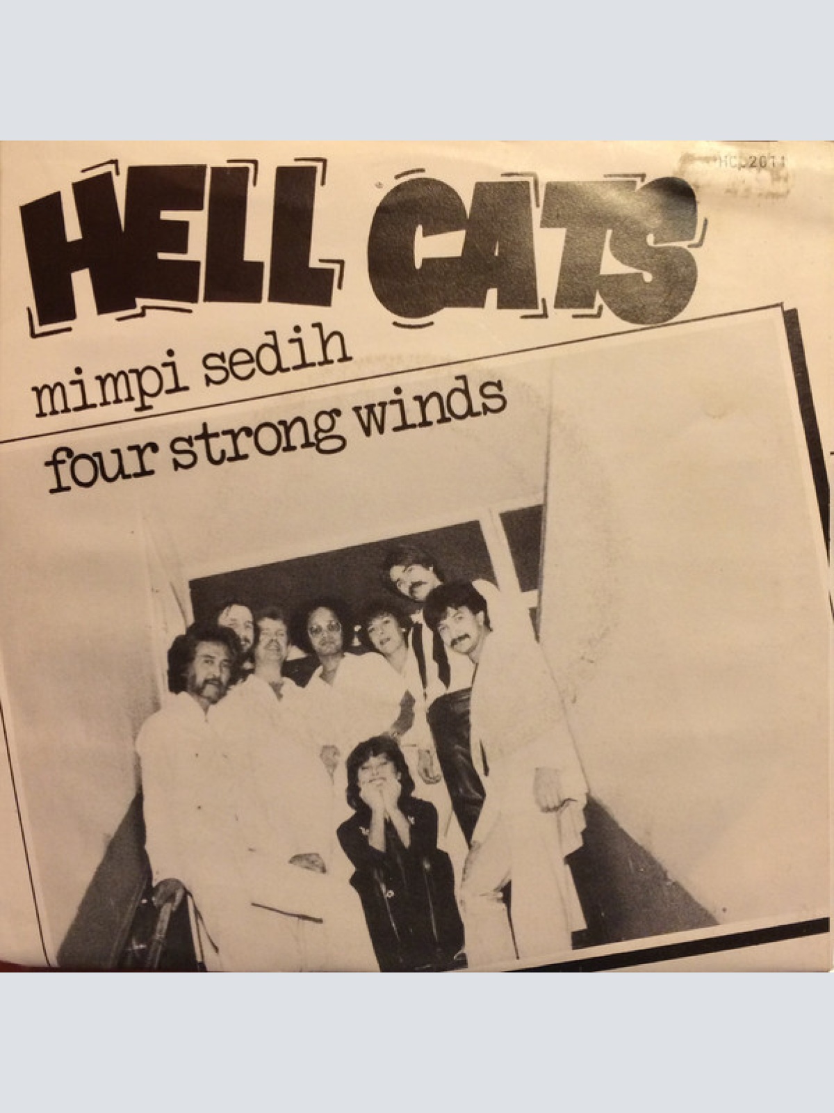 Vinyl / Hell Cats - Mimpi Sedih / Four Strong Winds
