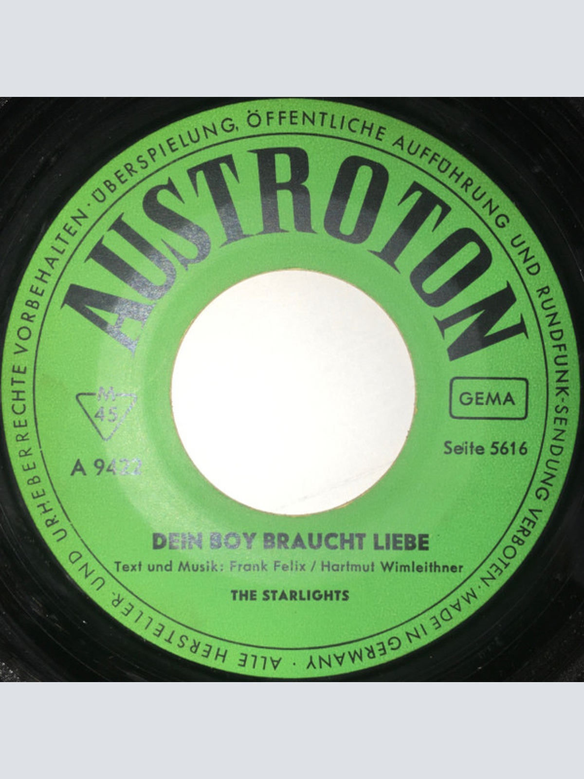 Vinyl / The Starlights (2) - Let's Beat / Dein Boy Braucht Liebe