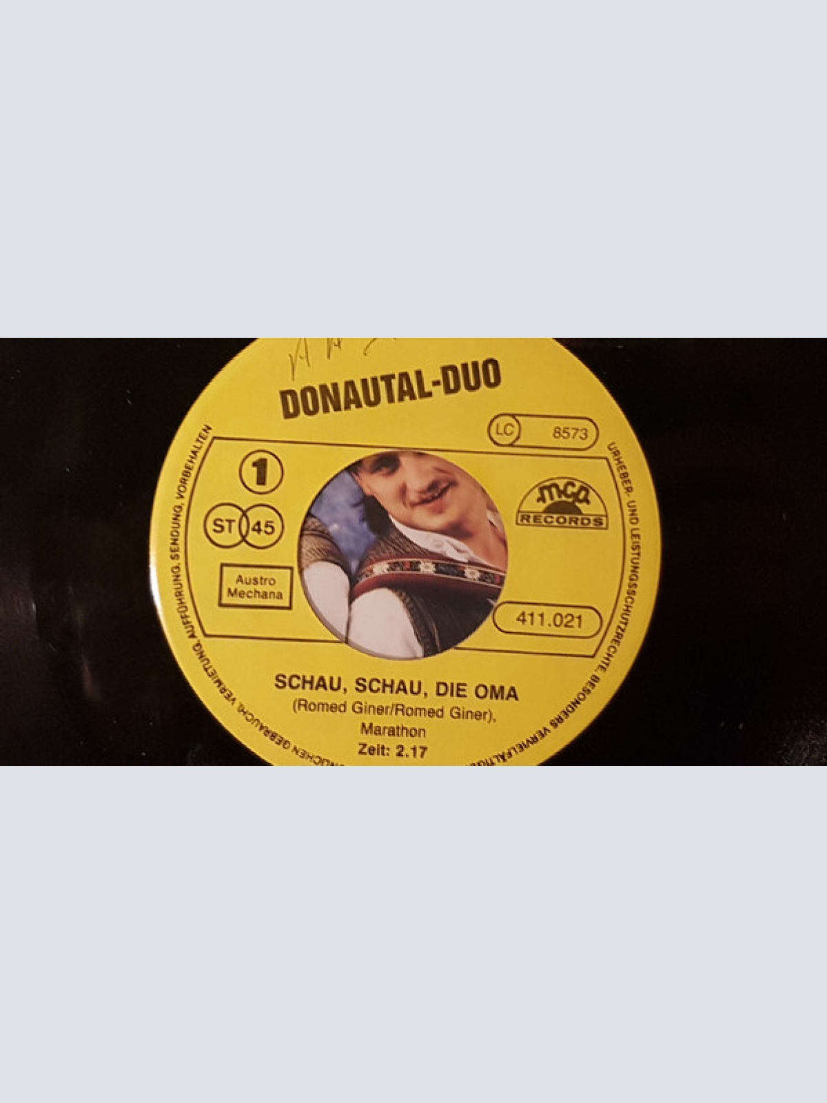Vinyl / Donautal Duo - Schau, Schau, Die Oma