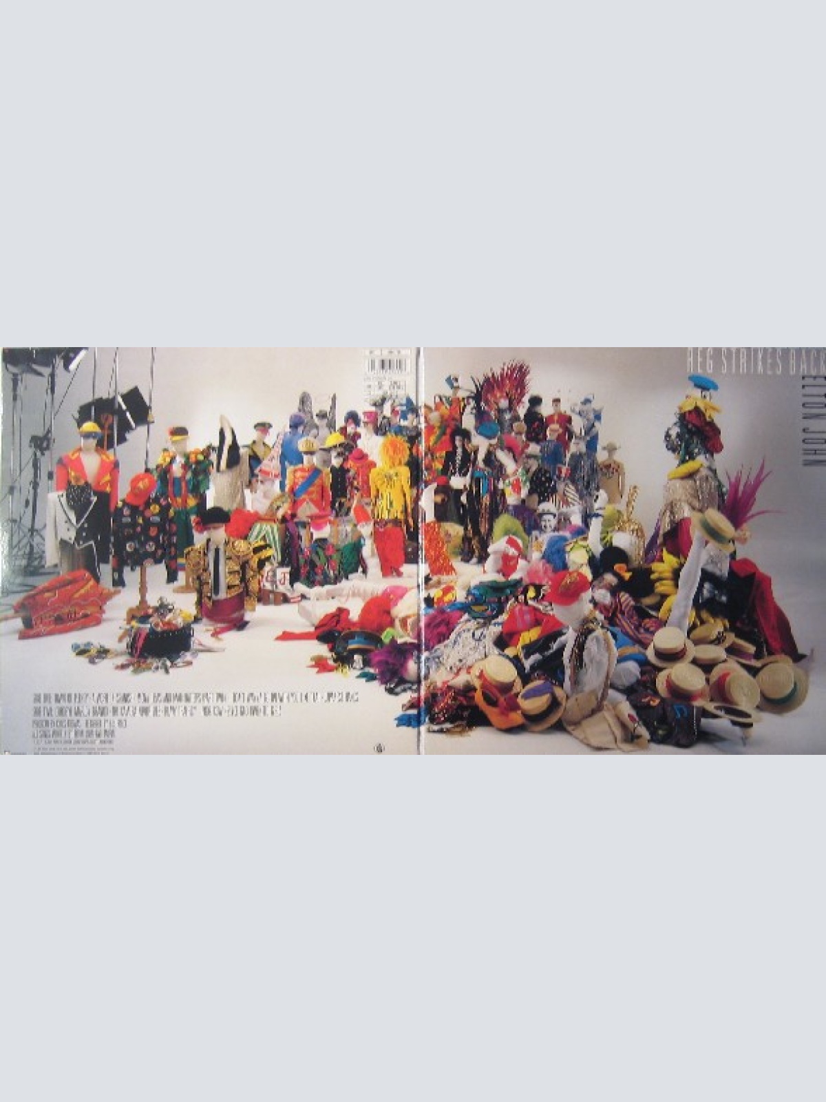 Vinyl / Elton John - Reg Strikes Back