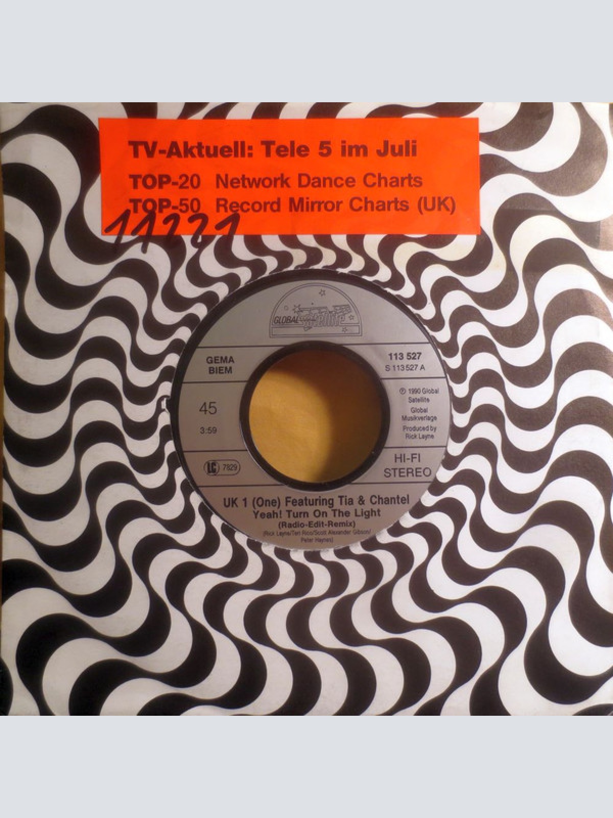 Vinyl / UK 1 (One)* Featuring Tia (18) & Chantel - Yeah! Turn On The Light