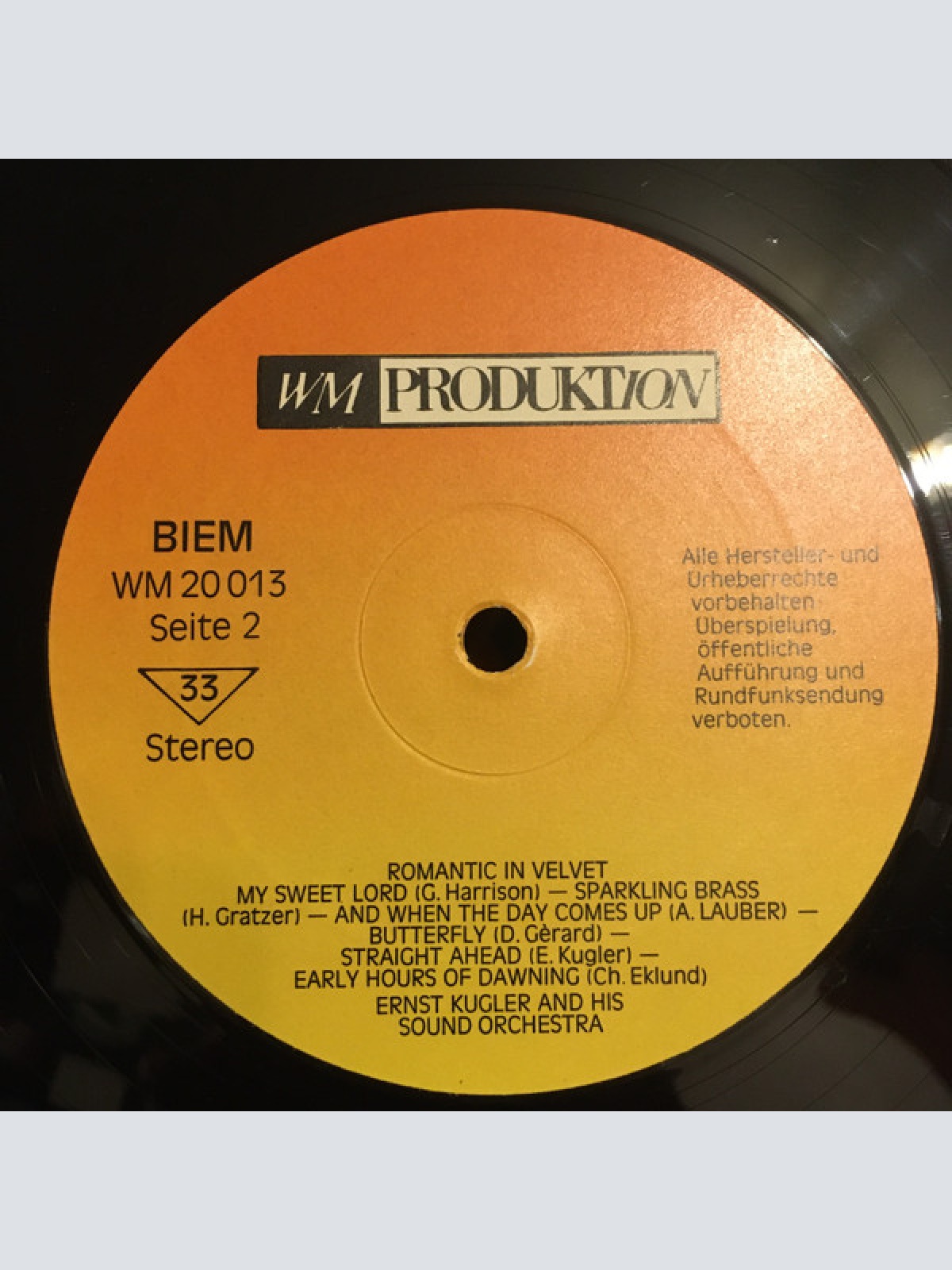 Vinyl / Ernst Kugler Und Sein Orchester - Romantic In Velvet