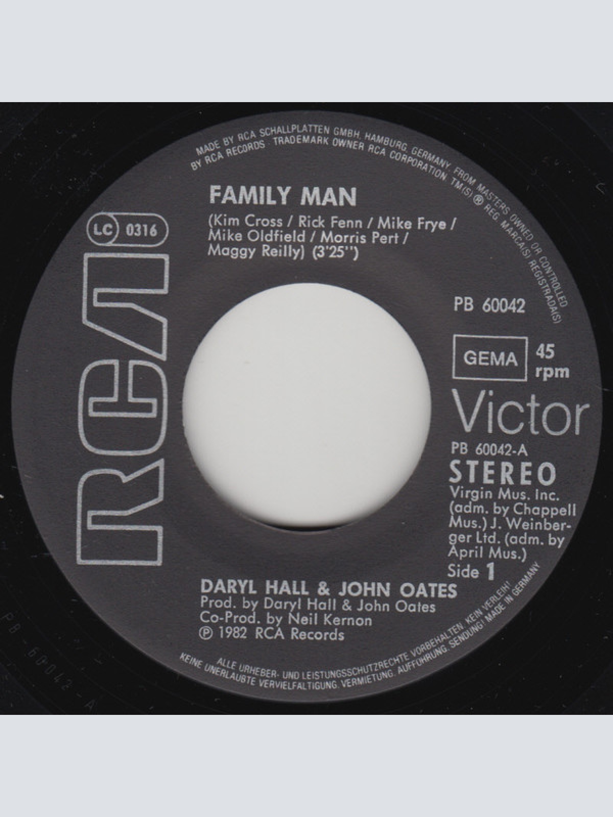 Vinyl / Daryl Hall + John Oates* - Family Man