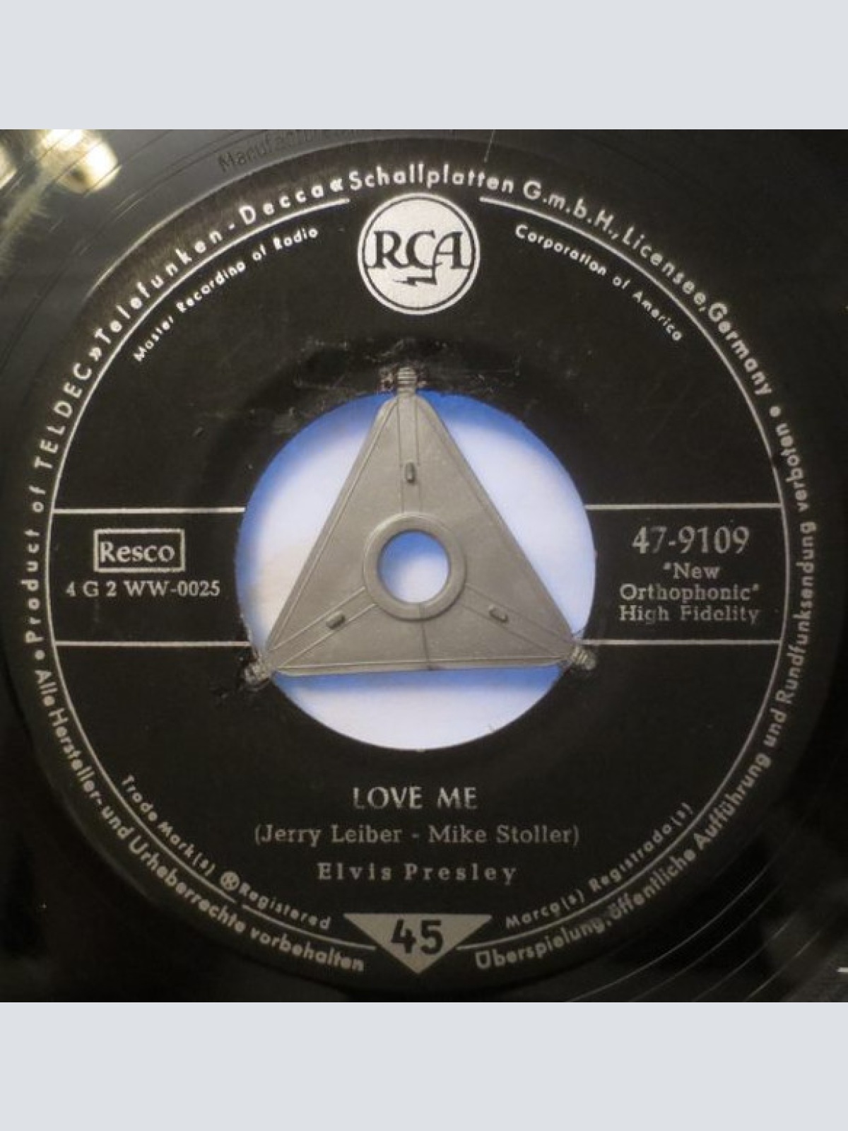 Vinyl / Elvis Presley - Love Me / Rip It Up