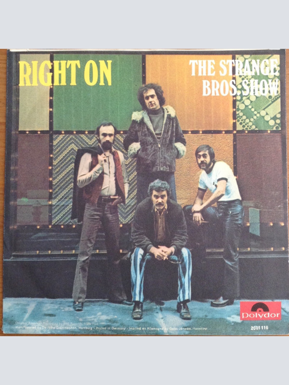 Vinyl / The Strange Bros. Show - Right On