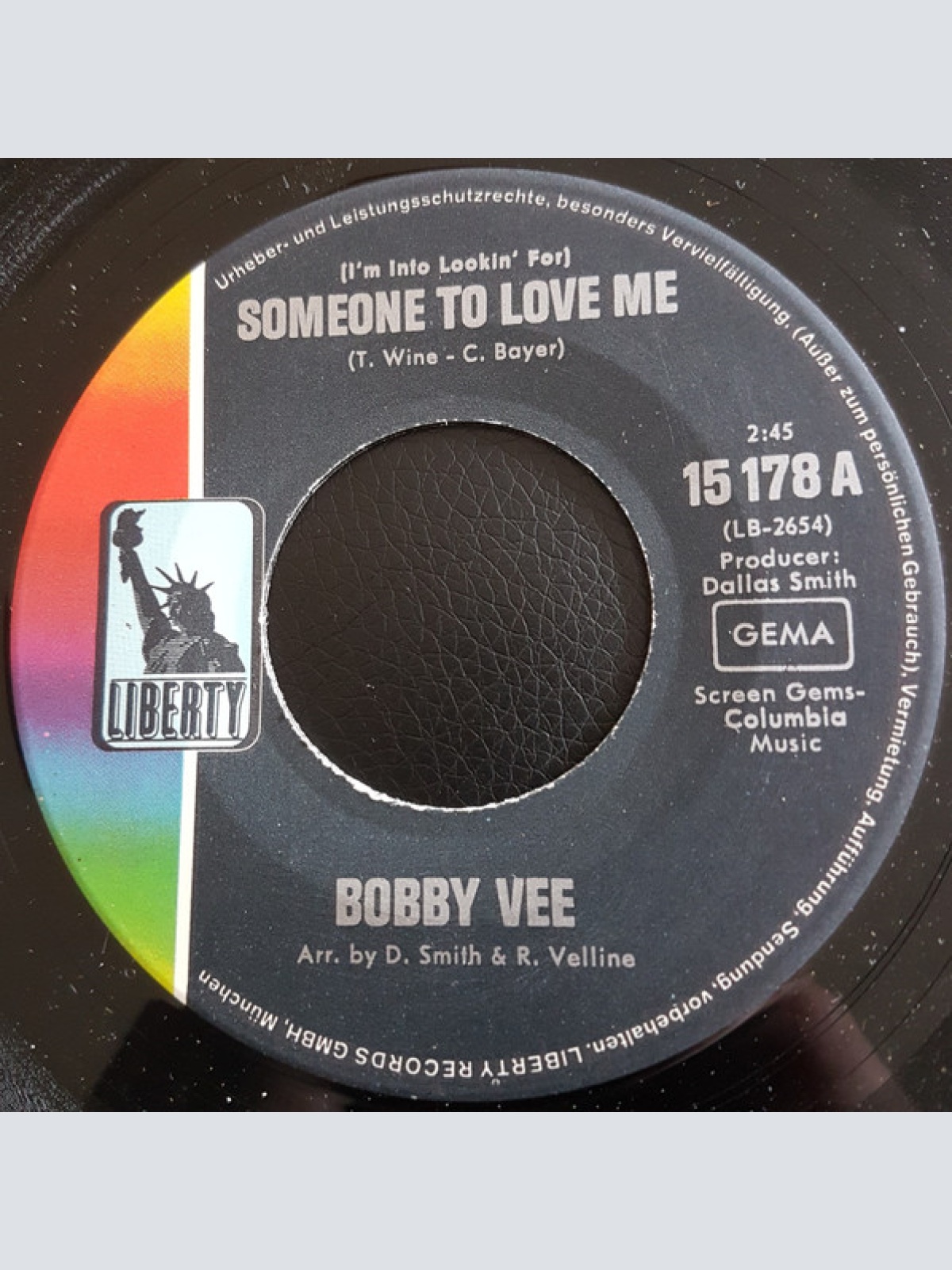 Vinyl / Bobby Vee - (I'm Into Lookin' For) Someone To Love Me