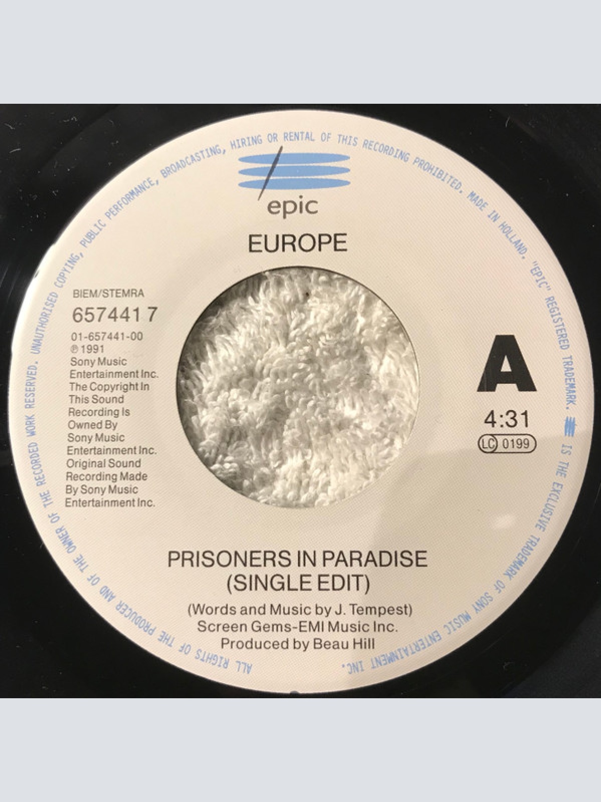 Vinyl / Europe (2) - Prisoners In Paradise