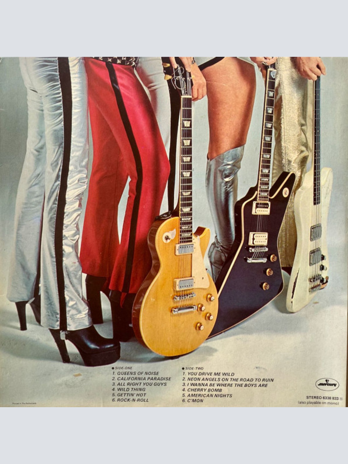 Vinyl / The Runaways - Live In Japan