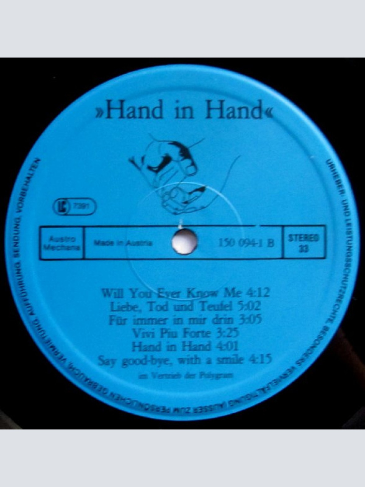 Vinyl / Various - Hand In Hand
