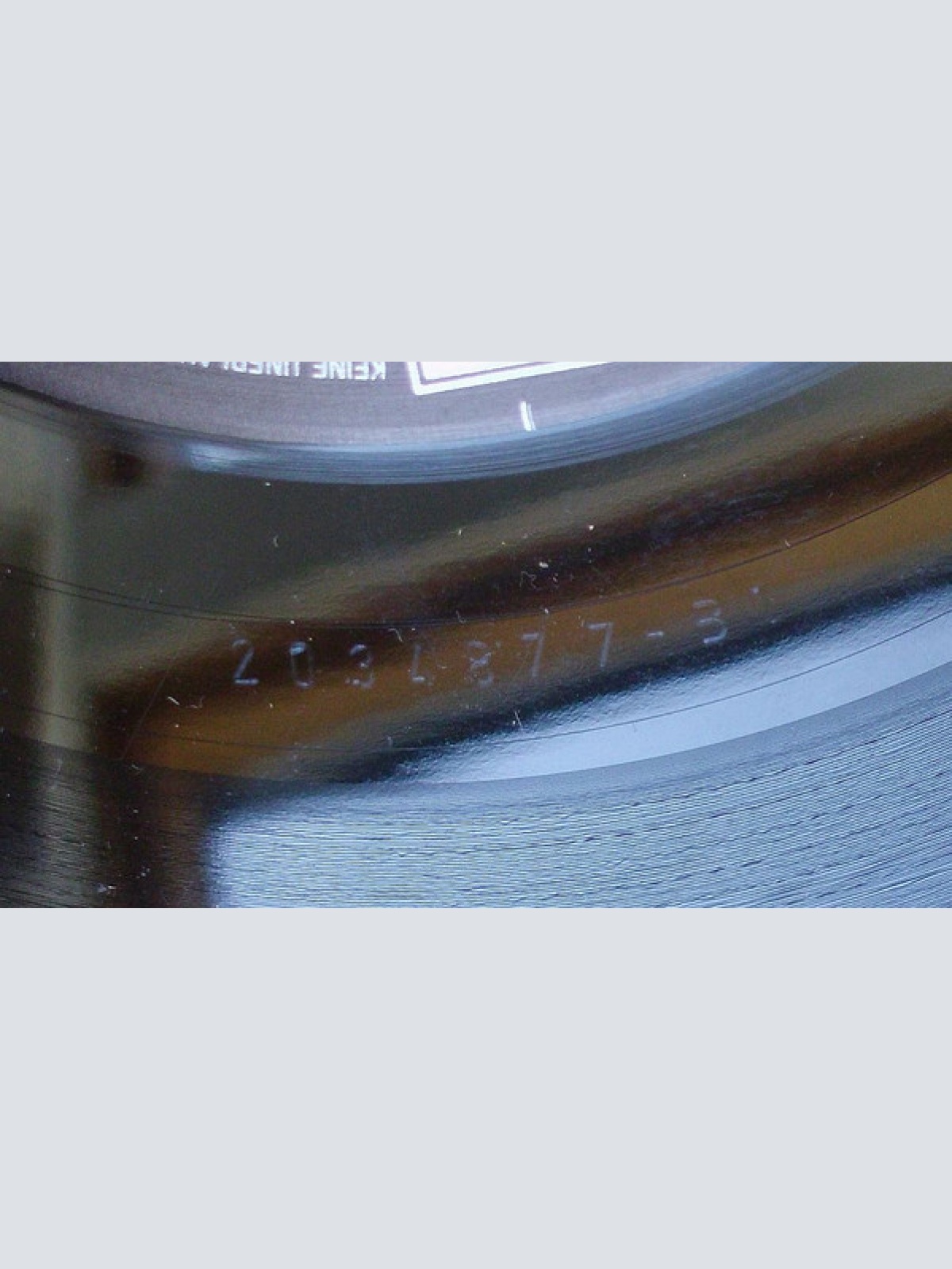 Vinyl / Queen - The Invisible Man