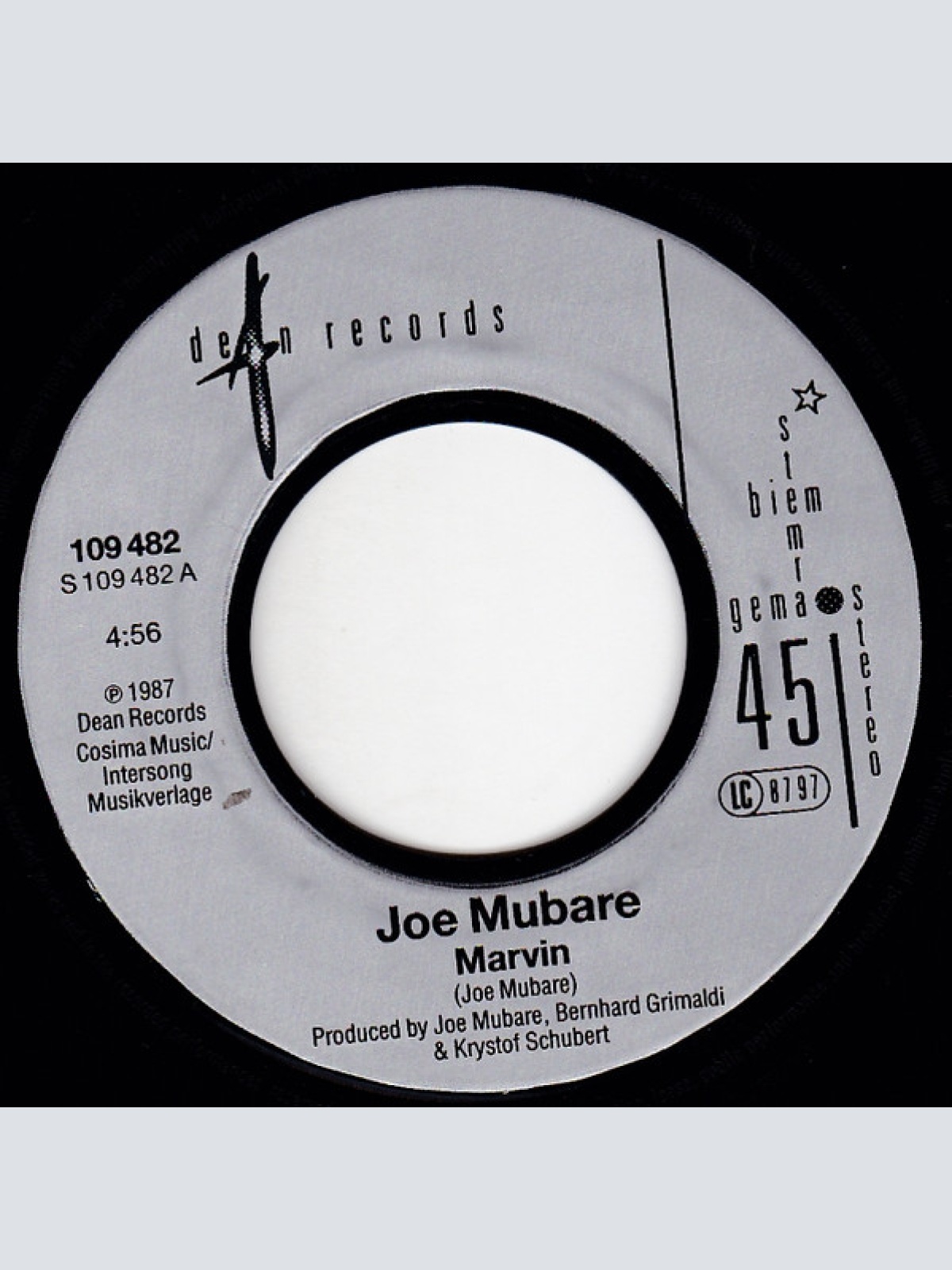 Vinyl / Joe Mubare - Marvin