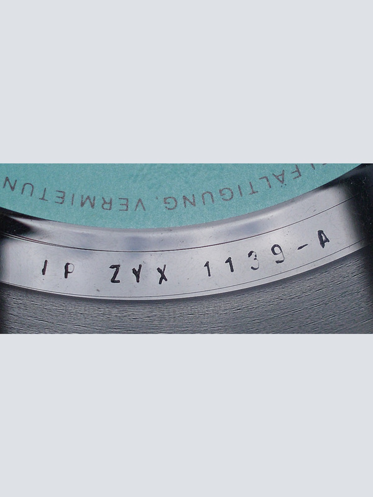 Vinyl / Valerie Dore - It's So Easy