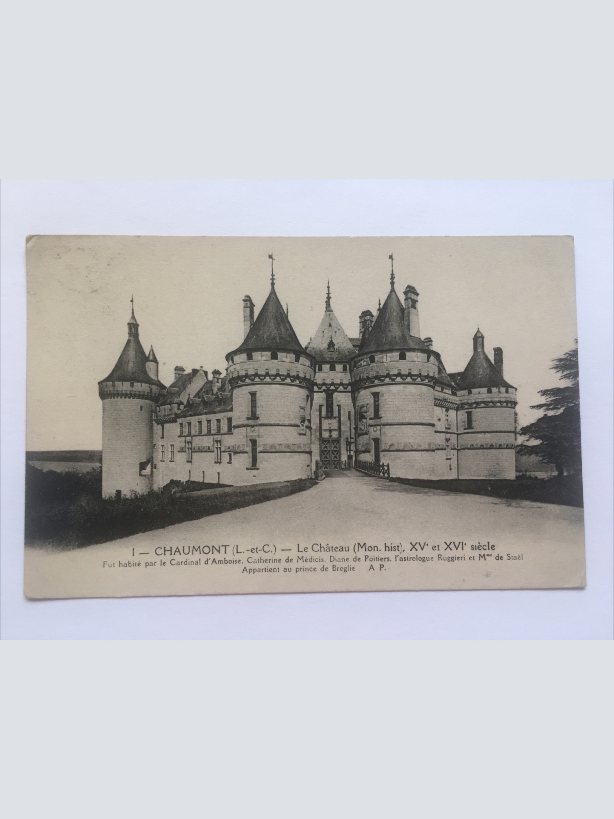 Chaumont Le Château 85005 RE