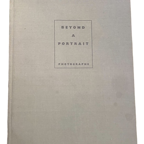 2829 Dorothy Norman BEYOND A PORTRAIT: PHOTOGRAPHS HC +Abb