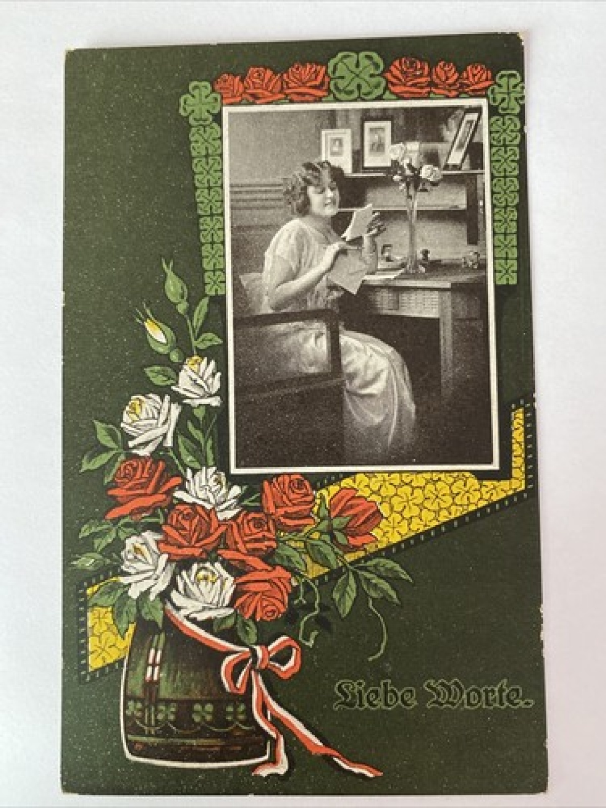 Postkarte "Liebe Worte",  Frau, Blumenvase, 410014 AH