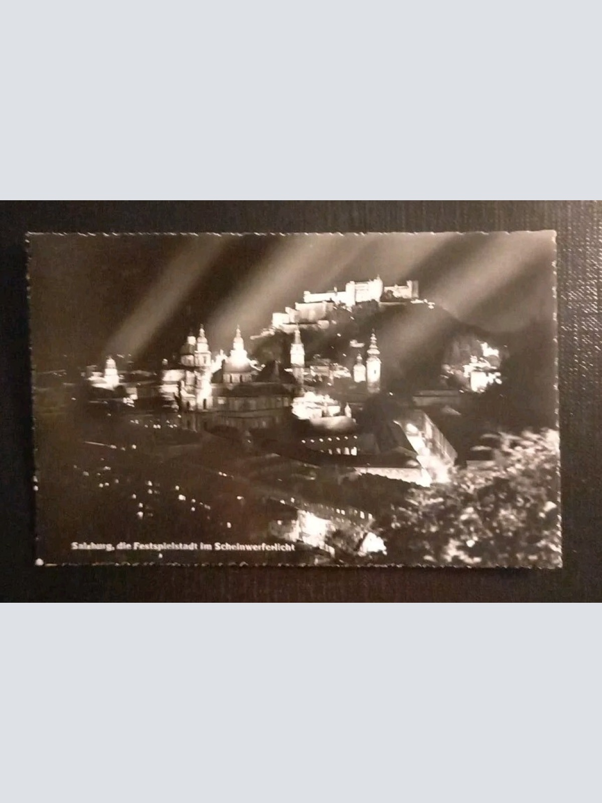 Salzburg Festspielstadt Im Scheinwerferlicht 400515 gr I